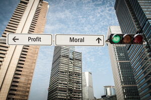 Panneau Profit vs. Moral