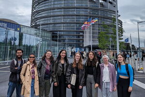 Club de lecture Eucor devant le Parlement européen