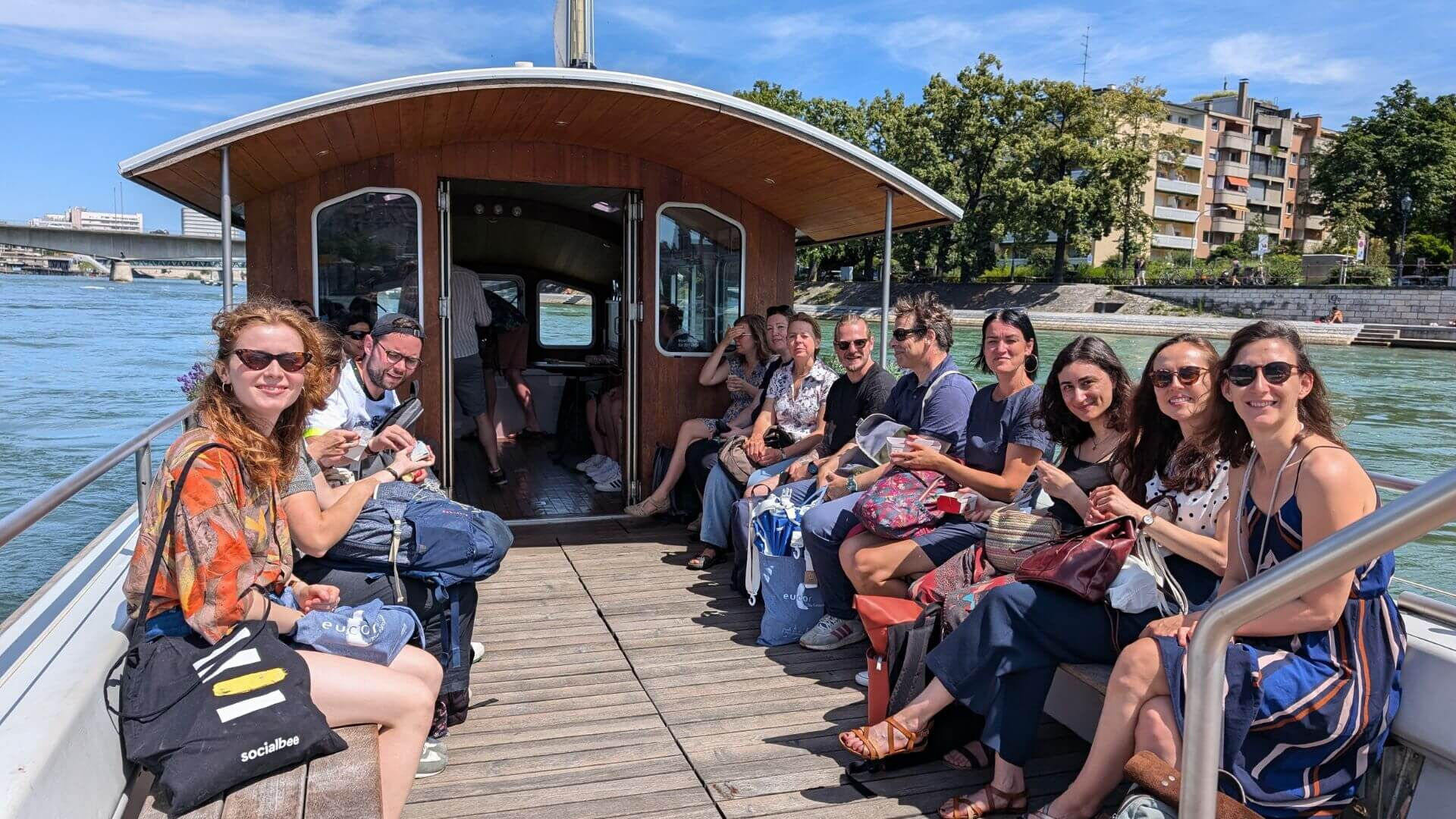 Team building Eucor 2024 à Bâle – sur le bateau Team building Eucor2024 à Bâle – sur le bateau